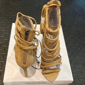 Steve Madden Strappy Sexy Suede Heels 6.5